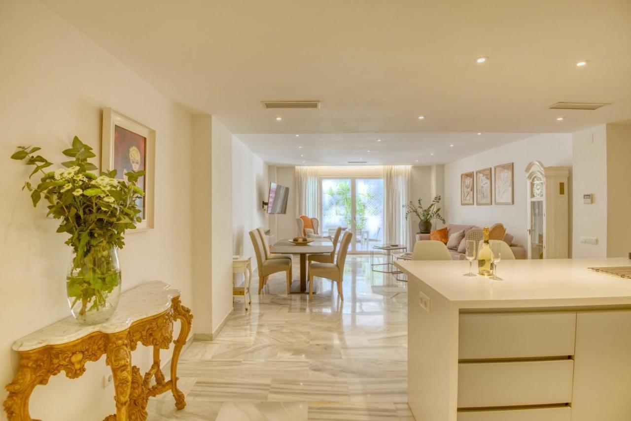 Ferienwohnung Playas Del Duque, Puerto Banus, Golf .Playa Y Compras Marbella Exterior foto